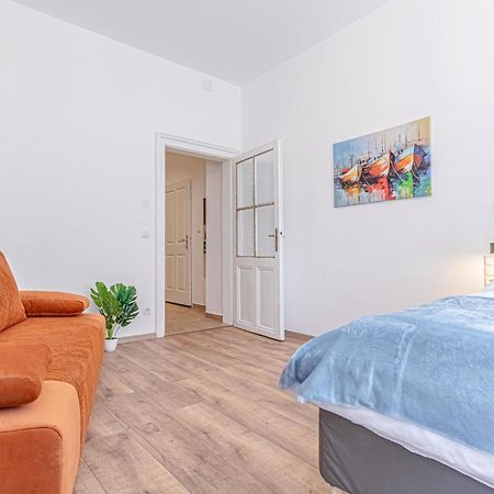 Cost Effective City Life 1Br In Classic Building Viena Exterior foto