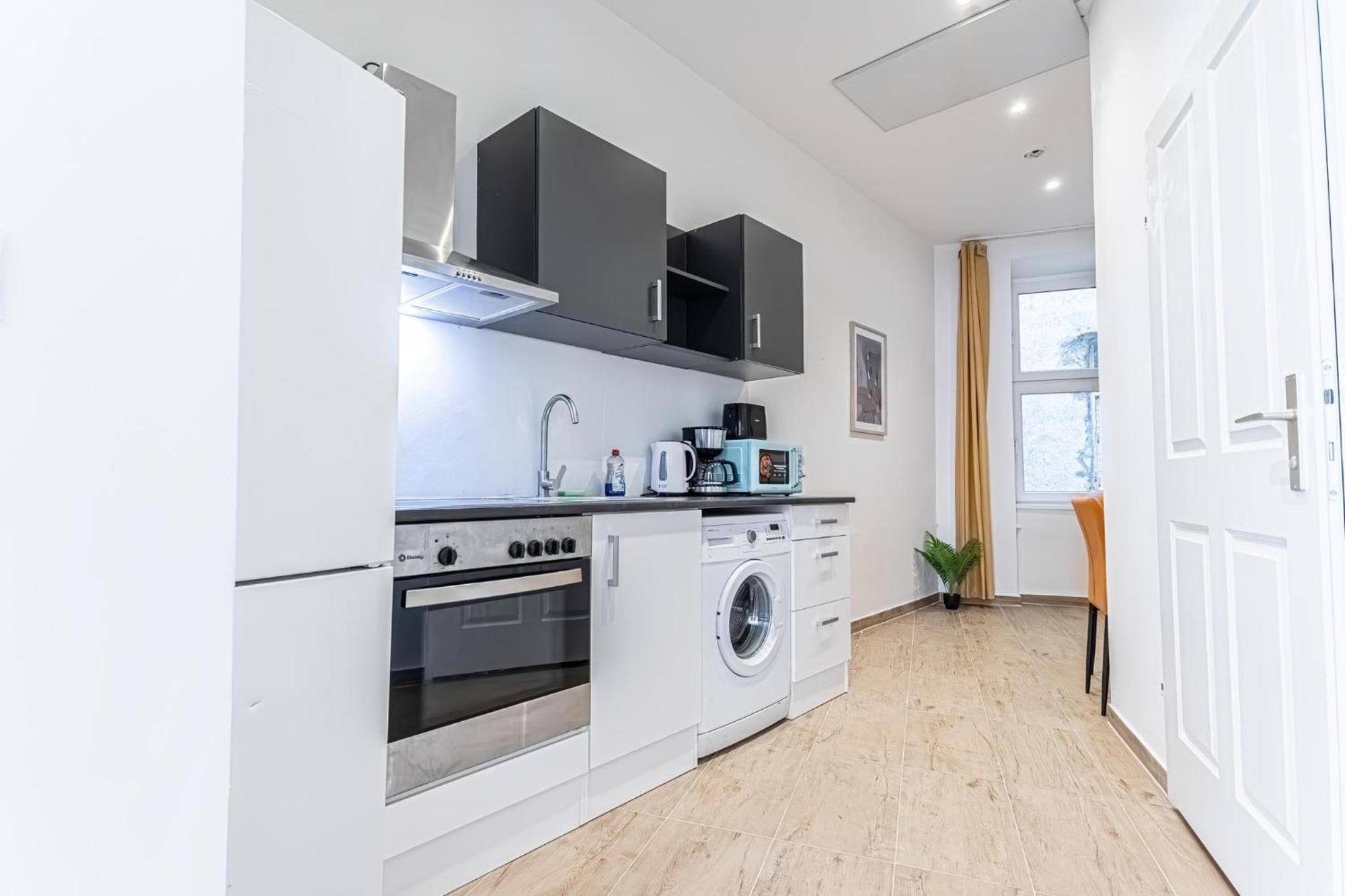 Cost Effective City Life 1Br In Classic Building Viena Exterior foto