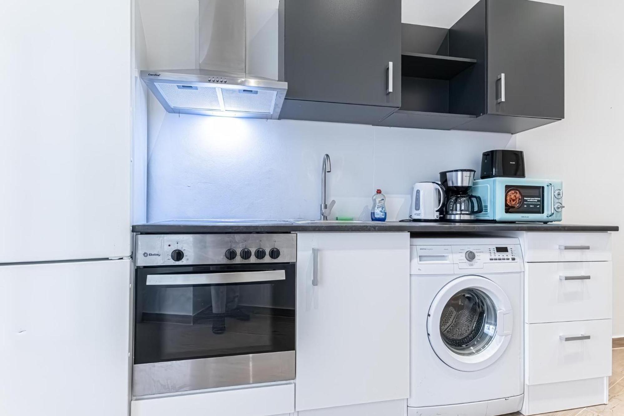 Cost Effective City Life 1Br In Classic Building Viena Exterior foto