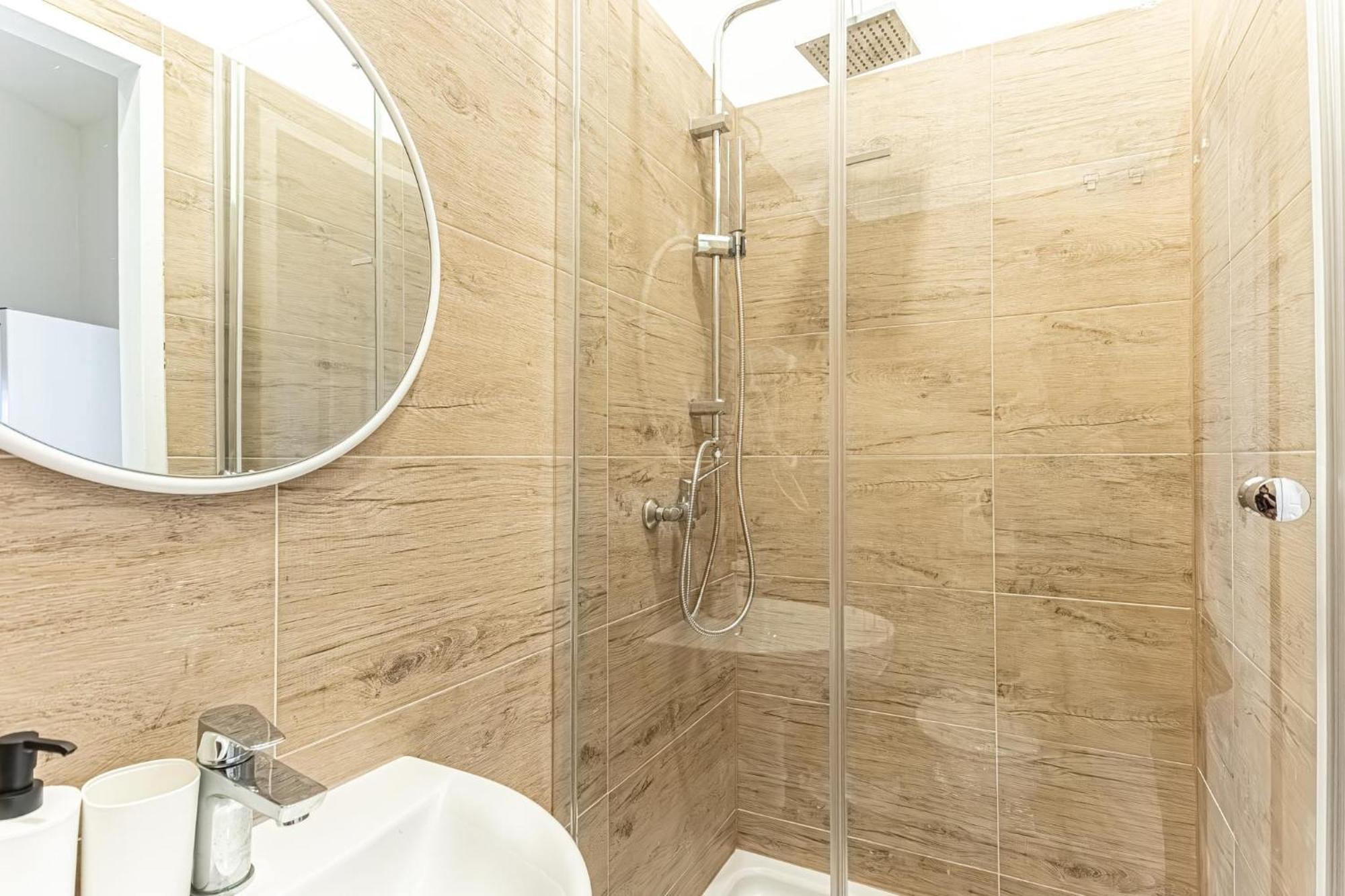 Cost Effective City Life 1Br In Classic Building Viena Exterior foto
